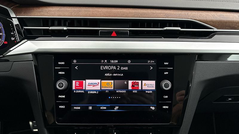 Volkswagen Arteon 2.0 TDI DSG Elegance - fotka 11 z 27