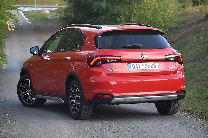 Rodinné auto s dobrým prostorem - to je Fiat Tipo