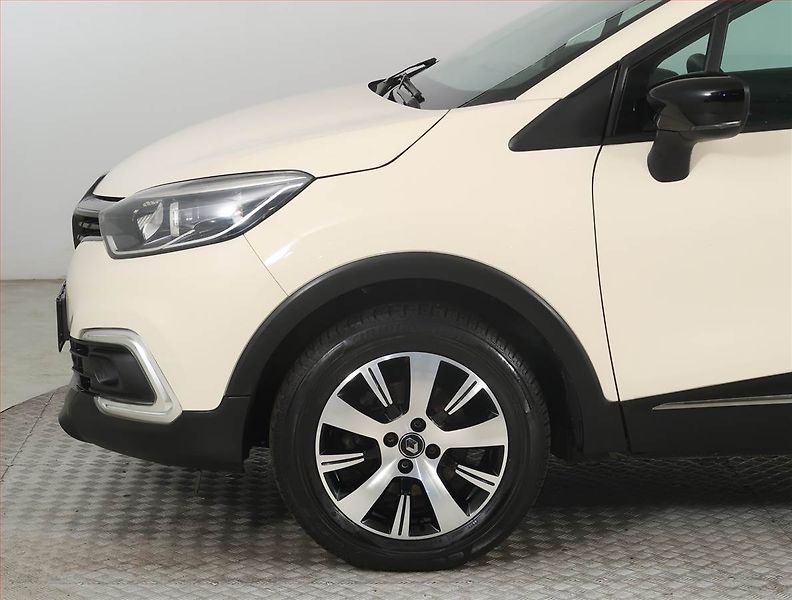 Renault Captur (2018) 1.2 TCe, Automat, Serv.kniha - fotka 15 z 22