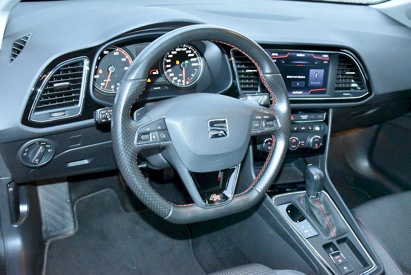 Seat Leon (2020) ST FR-Line 1.5 TSI 110kW - fotka 12 z 29
