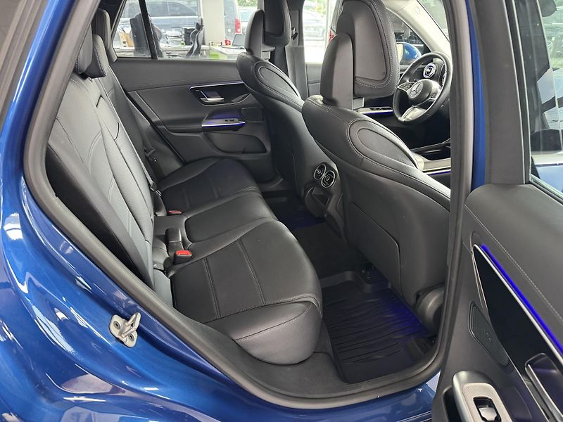 Mercedes-Benz GLC (2024) 220d 4MATIC LED AVANTGARDE - fotka 22 z 35