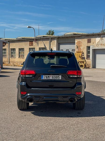 Jeep Grand Cherokee (2018) SRT 6.4 hemi V8 - fotka 4 z 20
