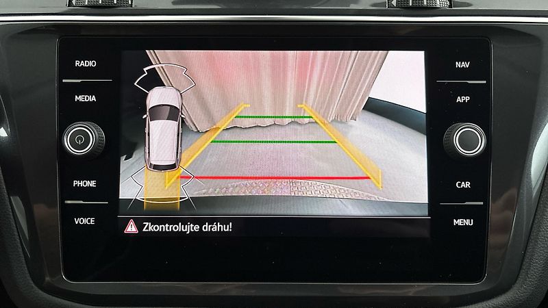 Volkswagen Tiguan Allspace 2.0 TDI DSG 4Motion Elegance - fotka 12 z 30