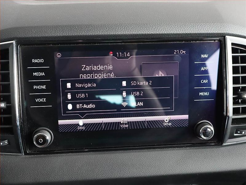 Škoda Karoq (2019) 1.6 TDI, Tempomat - fotka 19 z 21