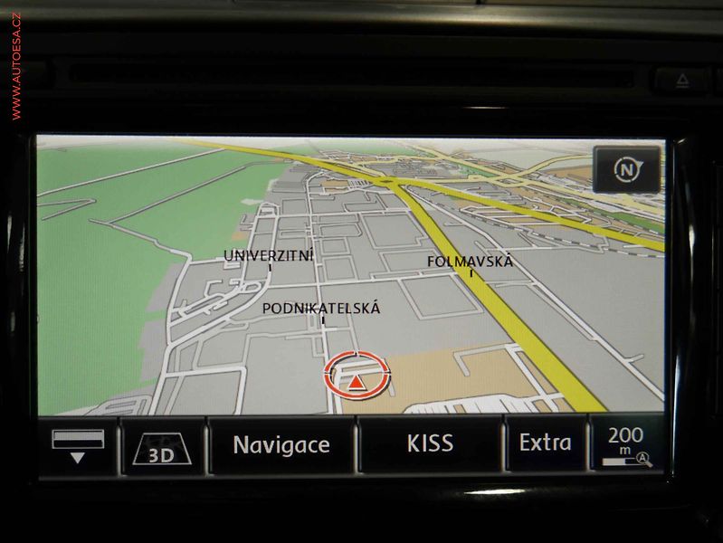 Volkswagen Passat (2011) 2.0 TDI, STK2/28 - fotka 16 z 24