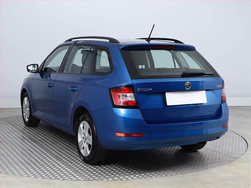 Škoda Fabia (2019) Ambition 1.0 TSI, Tempomat - fotka 4 z 15