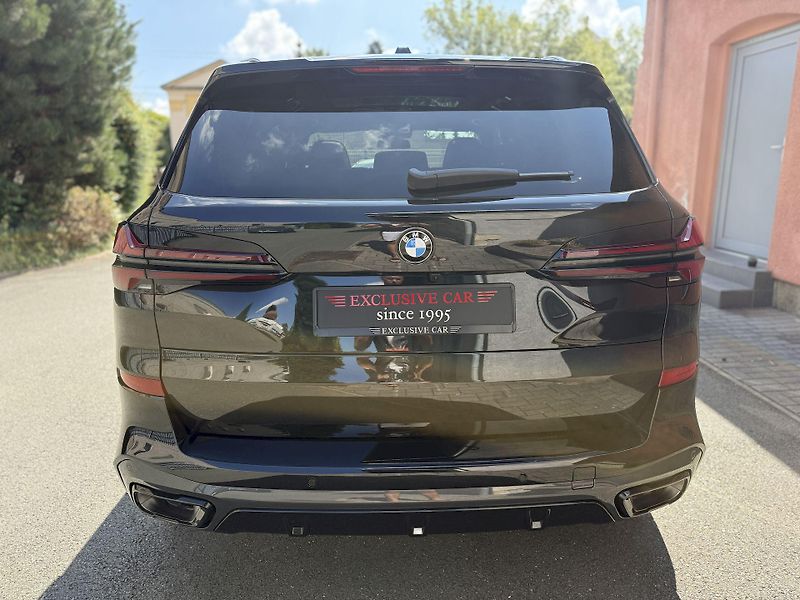 BMW X5 xDrive40d M-PRO Individual AIR - fotka 4 z 53