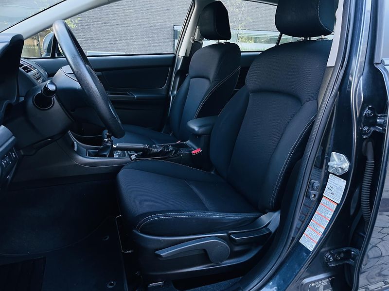 Subaru XV 2.0i 4x4 MANUÁL SERVISKA - fotka 27 z 38