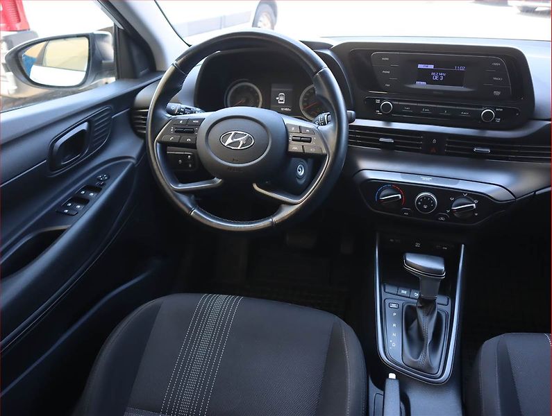 Hyundai i20 (2021) 1.0 T-GDI MHEV, Automat - fotka 7 z 17