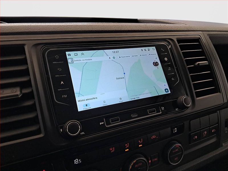 Volkswagen Caravelle (2015) Comfortline 2.0 TDI - fotka 16 z 17