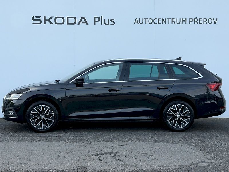 Škoda Octavia (2023) 2.0 TDI 110kW Style Extra - fotka 3 z 35