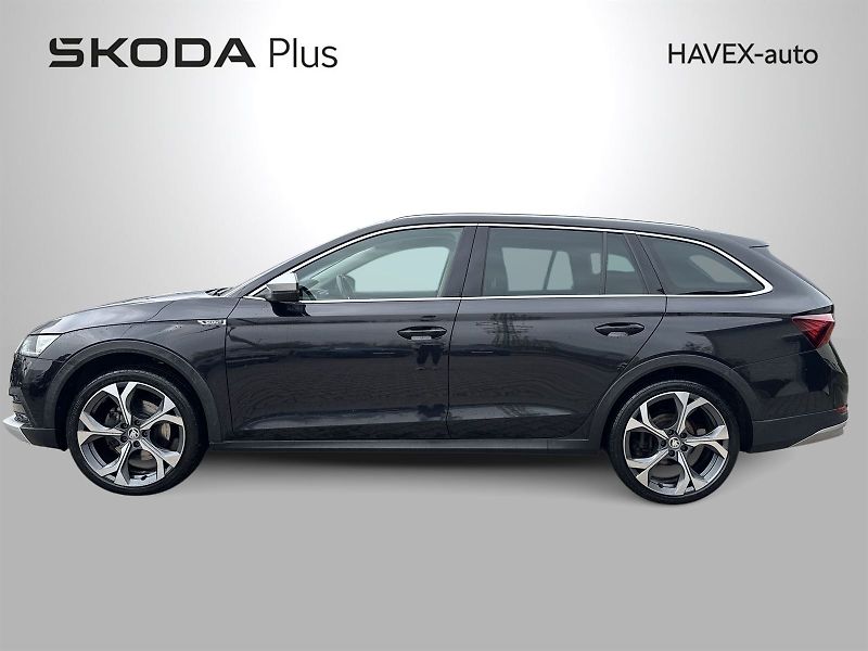 Škoda Octavia (2021) Combi 2.0 TDI 4x4 DSG Scout - fotka 3 z 36