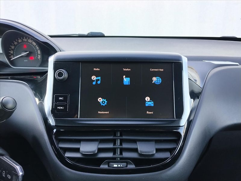 Peugeot 208 1,6   1.6 HDI  55kW Klimatizac - fotka 13 z 29
