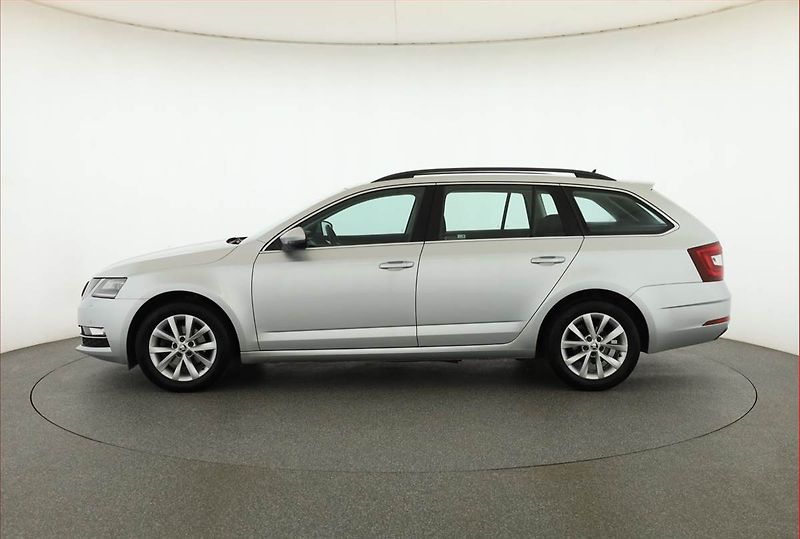Škoda Octavia (2019) Style 1.6 TDI, Tempomat - fotka 3 z 17