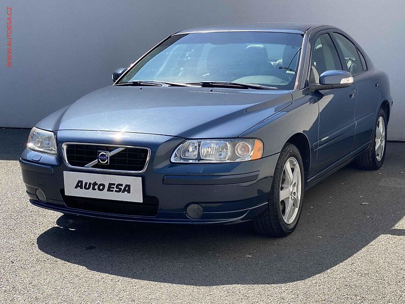 Volvo S60 (2010) 2.4i LPG, ČR, AT, kůže - fotka 3 z 18