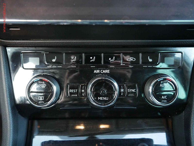Škoda Superb (2017) 2.0 TDi, 2.maj,ČR, Bixen - fotka 13 z 18