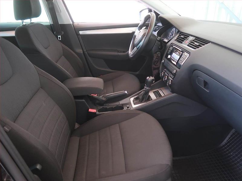 Škoda Octavia (2015) Edition 2.0 TDI, Automat - fotka 9 z 16