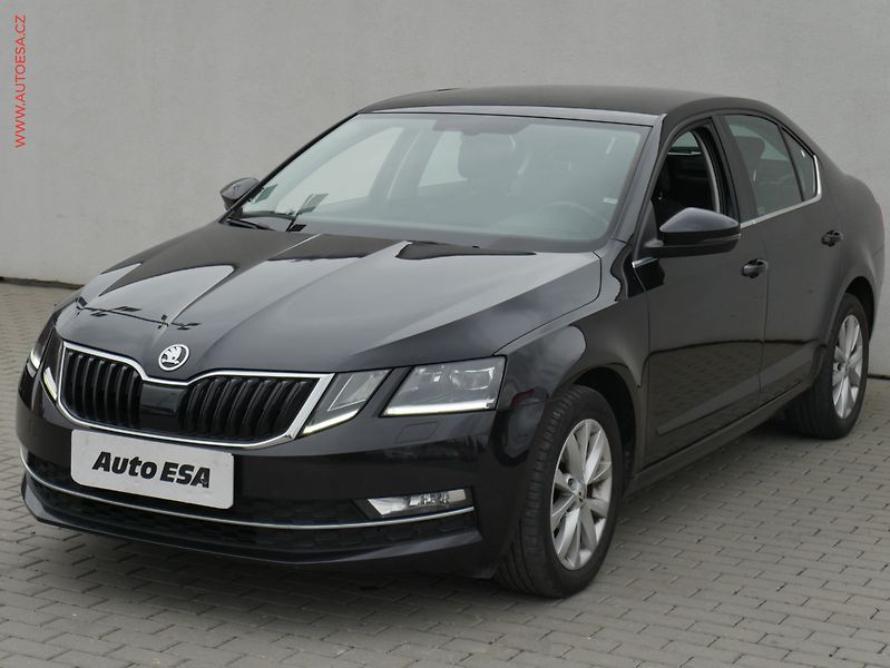 Škoda Octavia (2019) 1.6 TDi, ČR, Style - fotka 3 z 22