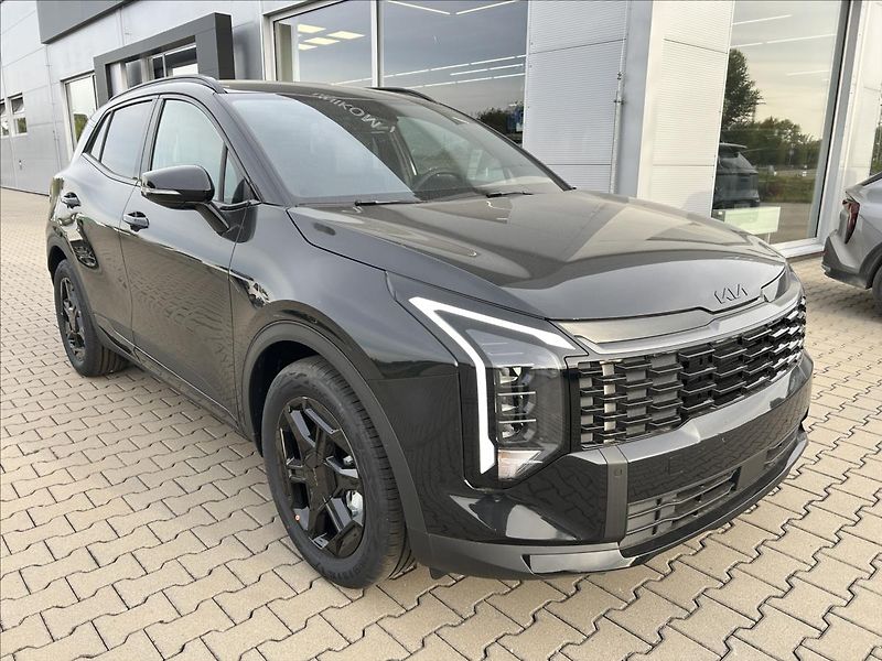 Kia Sportage (2026) 1,6 4x2 7DCT BLACK EDITION - fotka 2 z 11