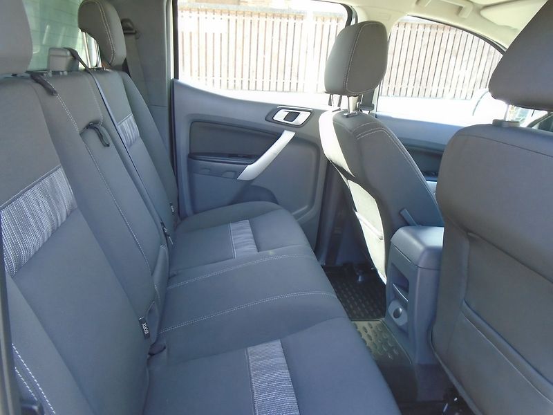 Ford Ranger (2015) 2.2 TDCi - fotka 14 z 27
