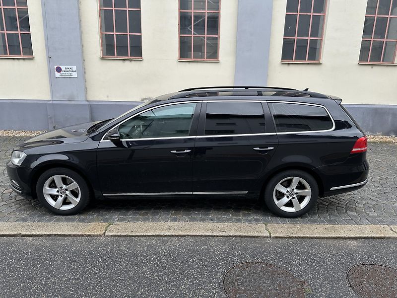 Volkswagen Passat - fotka 13 z 23