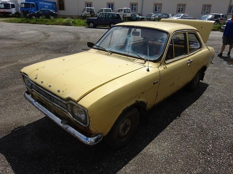 Ford Escort (1974) MK I - fotka 1 z 10