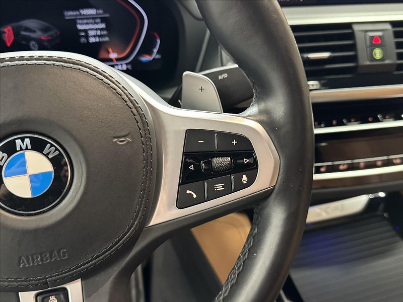 BMW X4 3.0D xDRIVE M-SPORT LED - fotka 12 z 30