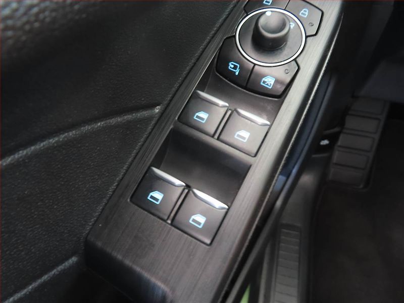 Ford Kuga (2024) Titanium 1.5 EcoBoost - fotka 15 z 15