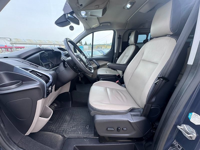 Ford Tourneo Custom (2013) 2,2D 114KW 8X  2X ŠOUP. SERVIS - fotka 18 z 50