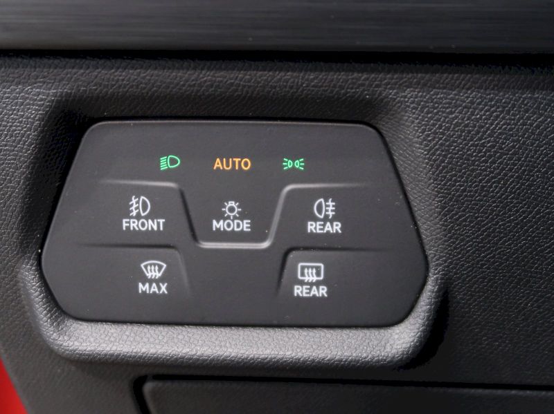 Cupra Formentor (2024) 1.5TSI 110KW DSG - fotka 39 z 45