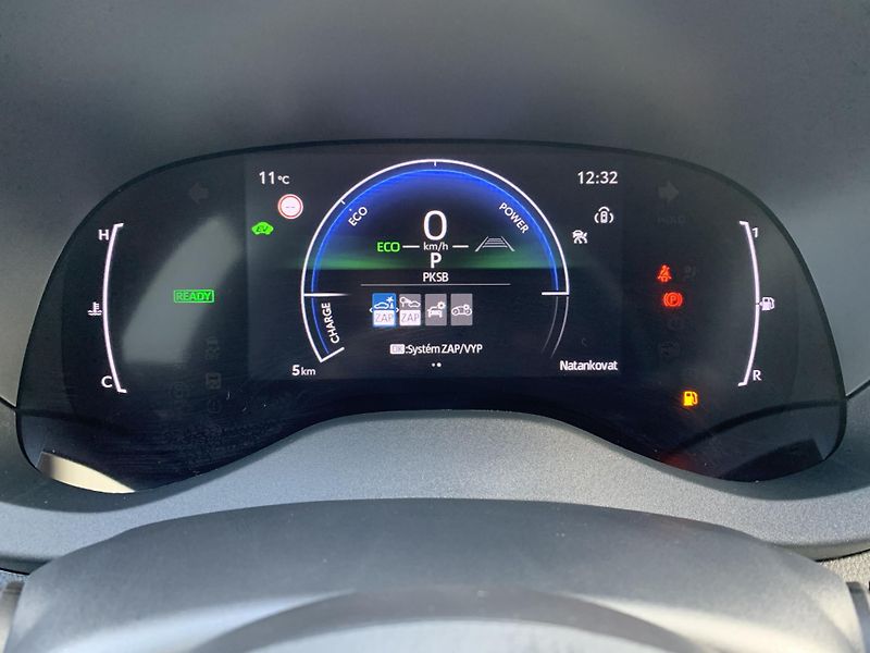 Toyota Yaris (2026) Style 1,5 HEV AT - fotka 6 z 13