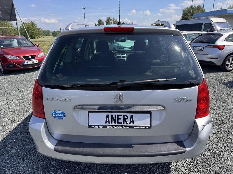 Peugeot 307 SW 1.6 16V - fotka 5 z 17