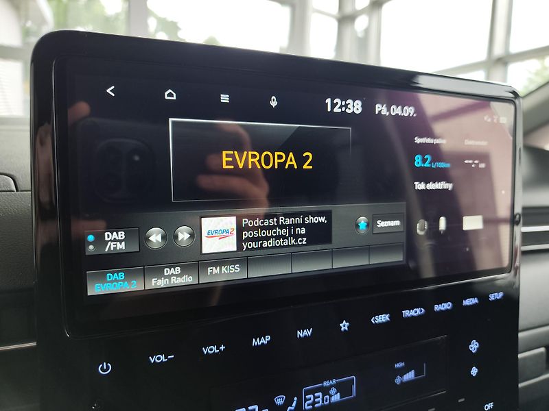 Hyundai Staria (2026) 1.6T-GDi 117kW HEV Comfort - fotka 18 z 22