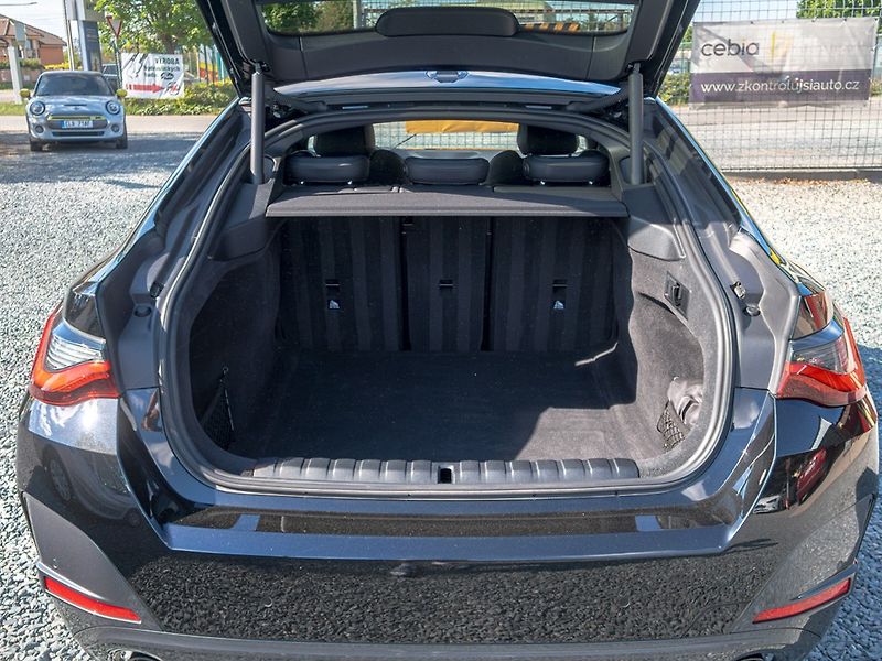 BMW Řada 4 (2022) 420D – M Sport Package Pro - fotka 55 z 61