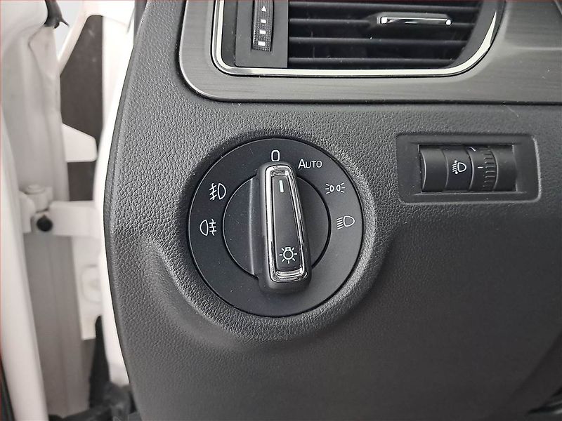 Škoda Rapid (2019) Style 1.0 TSI, Automat - fotka 19 z 20