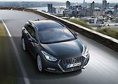 Hyundai i40. Sleva 50 000 Kč. Cena od 649 990 Kč (1.6 CRDi 100 kW).