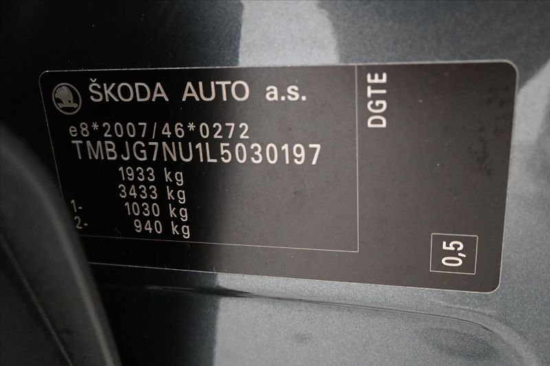 Škoda Karoq 1,6 TDI 85 kW Ambition Záruka - fotka 12 z 30