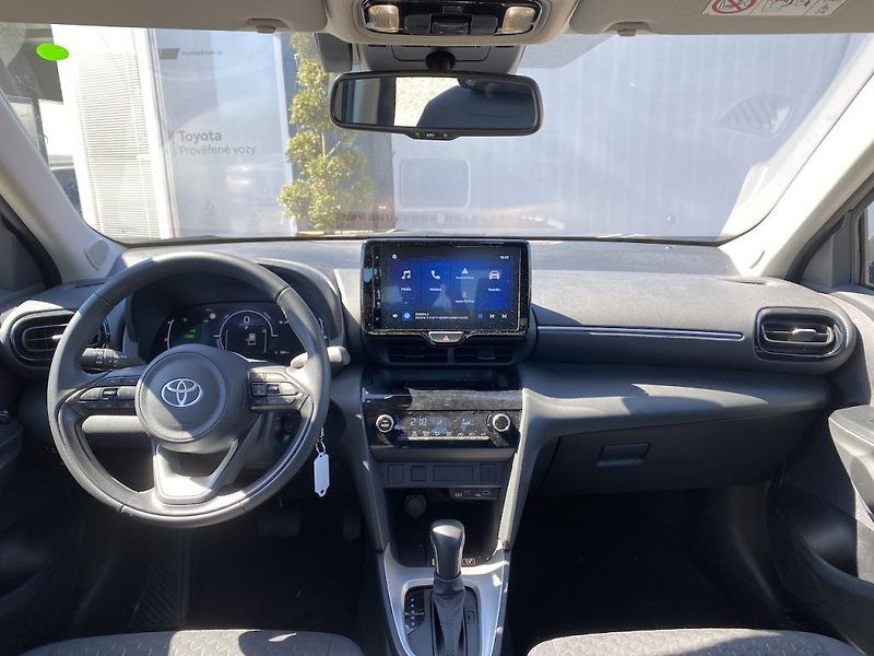 Toyota Yaris Cross 1.5HEV, ČR-1m, Comfort, DPH - fotka 10 z 13