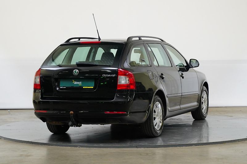 Škoda Octavia - fotka 2 z 26