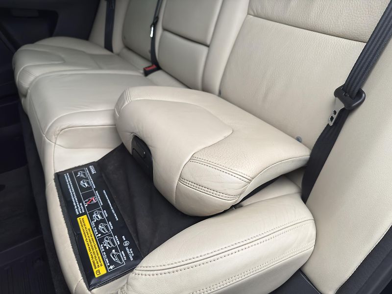 Volvo XC60 D4 AWD SUMMUM AUT CZ 1.maj - fotka 21 z 40