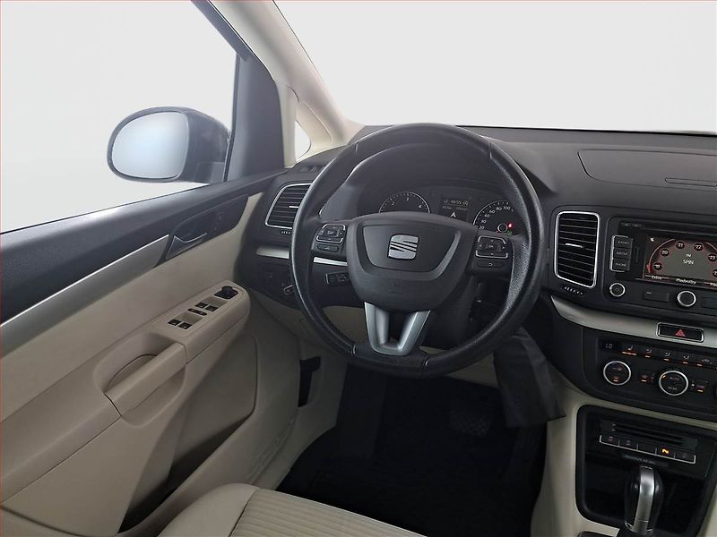 Seat Alhambra (2015) 2.0 TDI, Automat, 7 míst, Navi - fotka 7 z 21