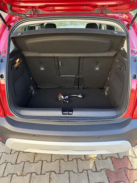 Opel Crossland X (2024) 1.2 Turbo 130 k AT | TOP stav - fotka 12 z 13