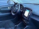 Volvo XC40 T2 Momentum Core LED Kam Asist - náhled 15