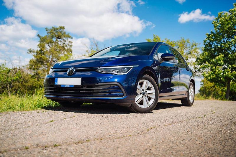 Volkswagen Golf (2023) Life 1.5 TSI, Navi, Tempomat - fotka 5 z 30