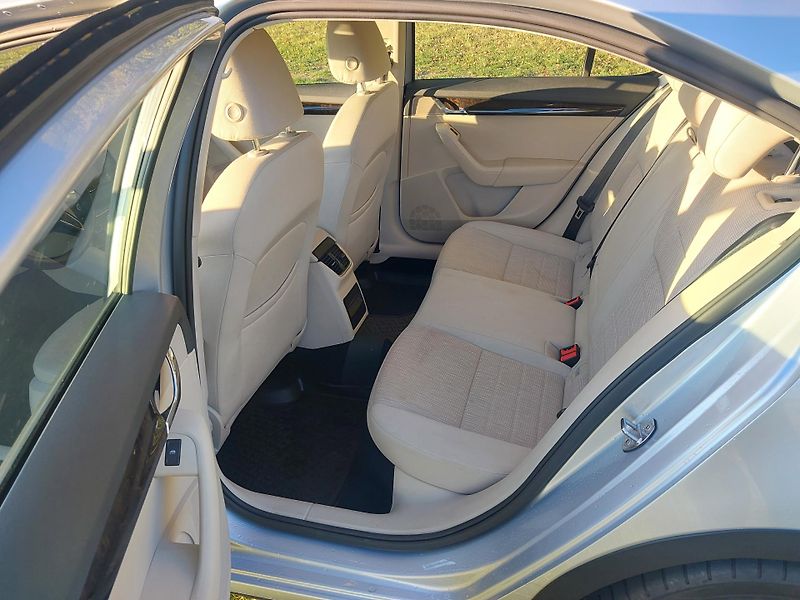 Škoda Octavia (2016) 46tis km, tažné, původ ČR - fotka 9 z 36