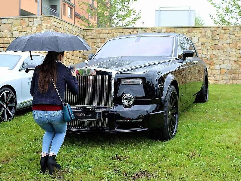 Sraz luxusních vozů Rolls-Royce a Bentley.
