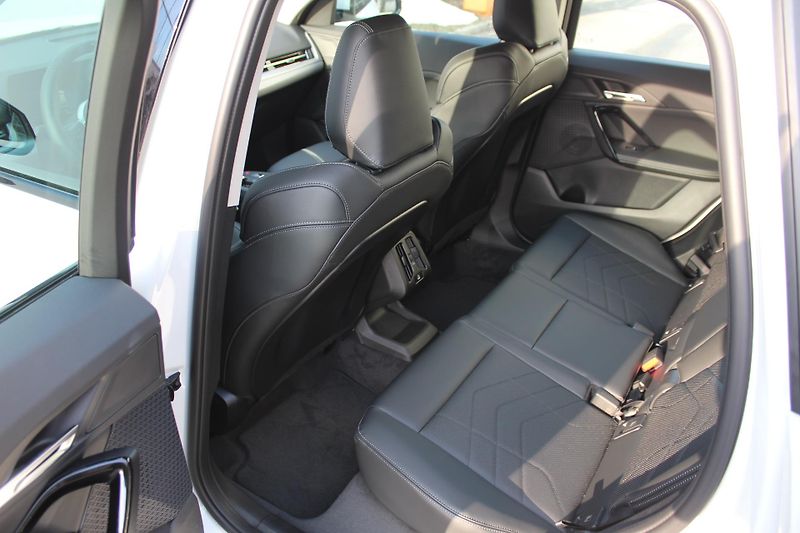 BMW X1 sDrive18i - fotka 10 z 15