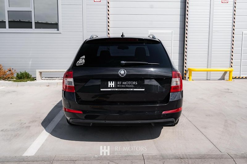 Škoda Octavia (2014) 1.6 TDI Elegance/Style - fotka 9 z 35