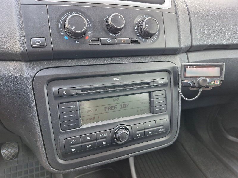Škoda Fabia (2009) Ambiente Plus 1.9 TDI 77kW Com - fotka 16 z 22