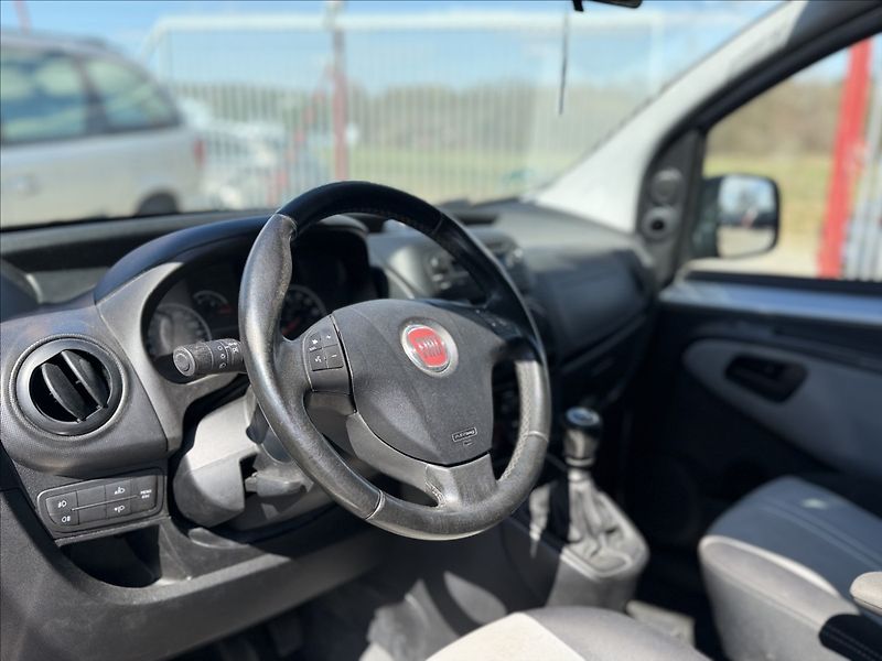 Fiat Qubo 1,4 i + CNG - fotka 10 z 24
